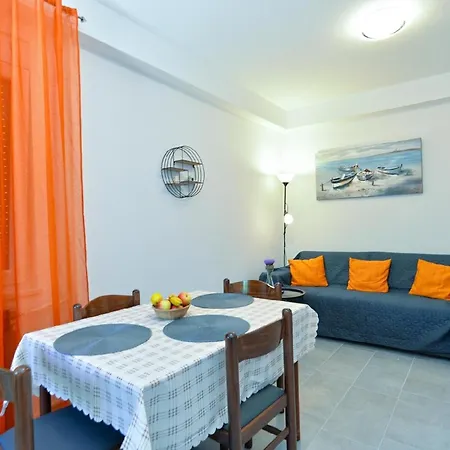 Apartment Fuer 4 Personen Ca 35 Qm In Fazana, Istrien Istrische Riviera